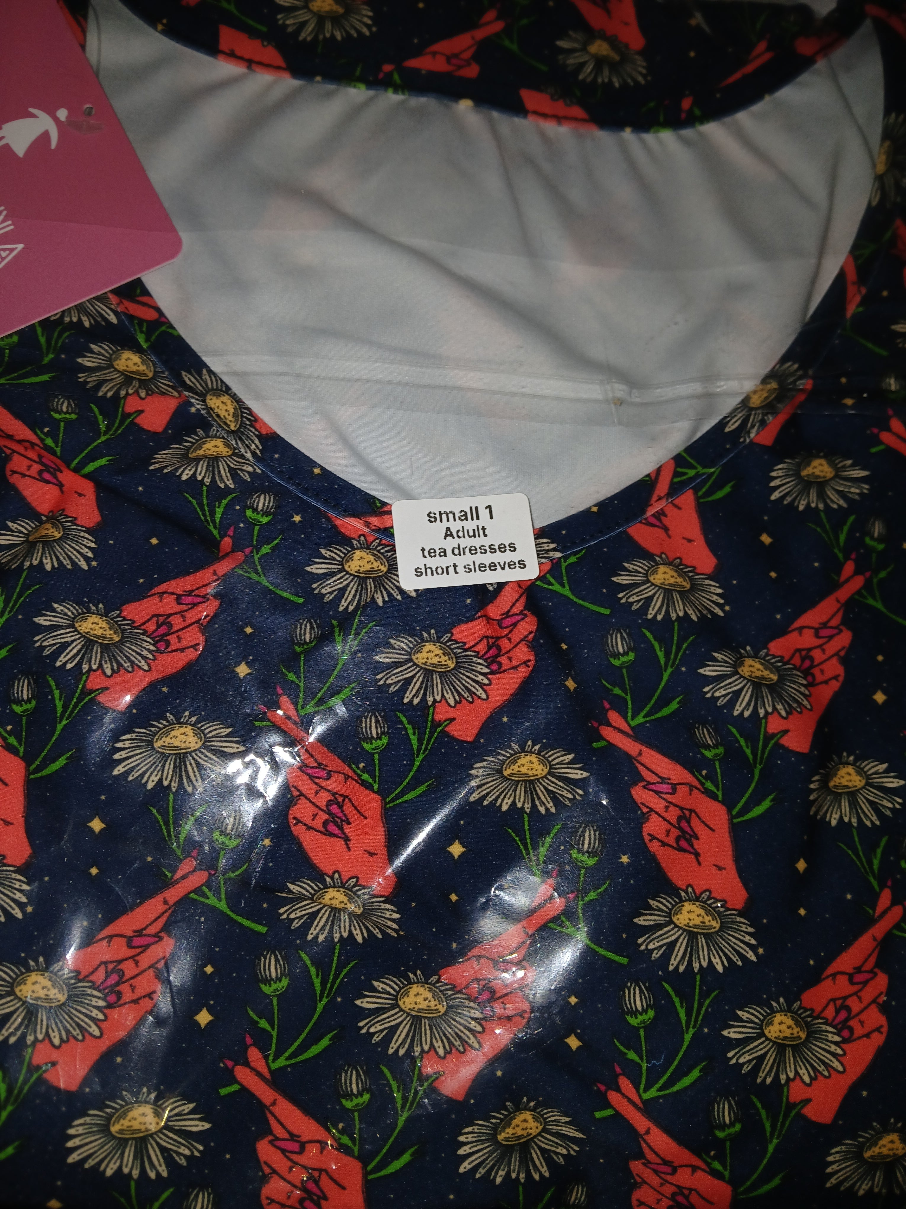 Short Sleeved Tea Dress -  Fingers Crossed (Box 21A)