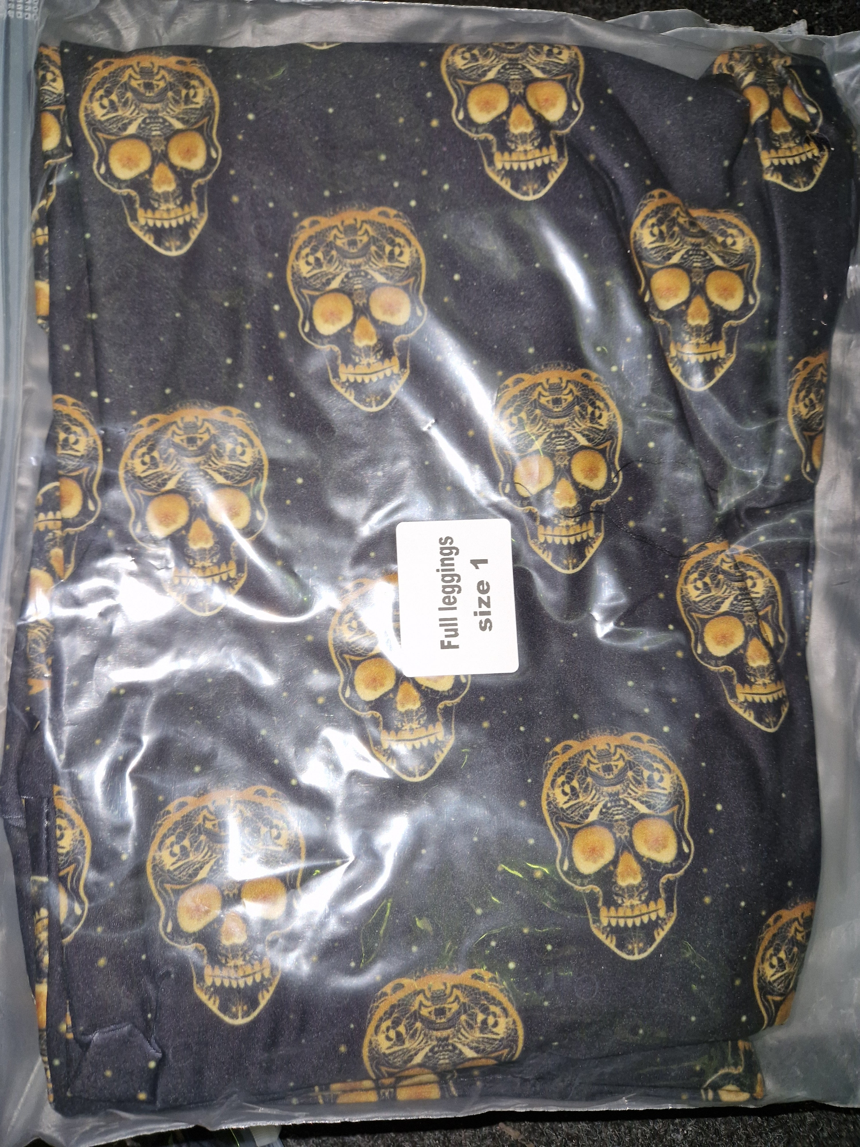 Comfort leggings - Gold skulls (Box 15A)